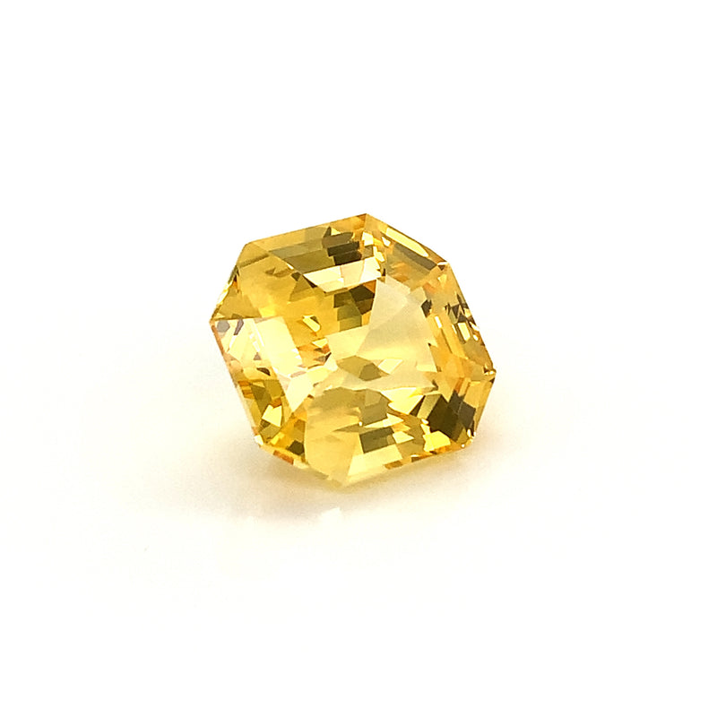 Golden Yellow Sapphire 25.16